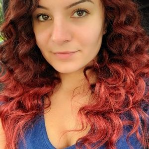 Meet your Posher, Amber